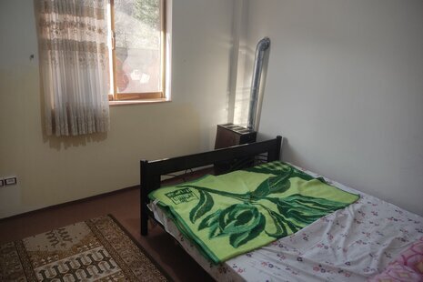 واحد مبله دوخواب سرچشمه در طبقه همکف ویلای چالوس