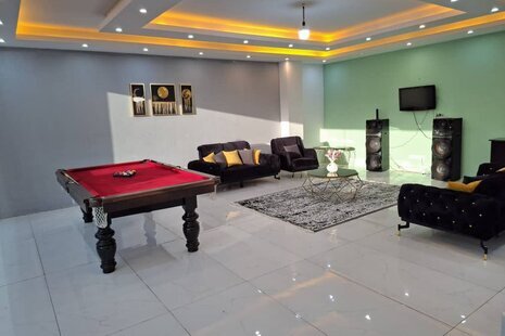 ویلا استخردار سه خواب نور ماه در چهارباغ