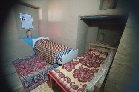 اتاق خان نشین (1) در اقامتگاه بومگردی گلپایگان