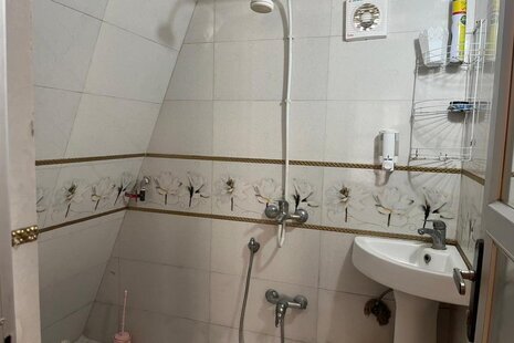 کلبه سوئیسی مبله تک خواب کلون 1 در پره سر