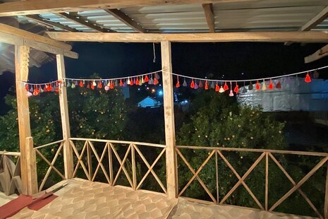 اتاق هخامنشیان در اقامتگاه بومگردی گلوگاه