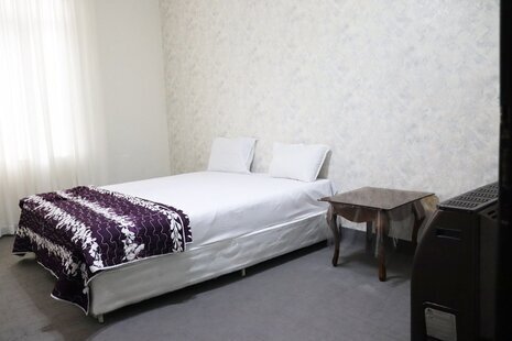 آپارتمان مبله دو خواب همکف پارسیا در مشهد