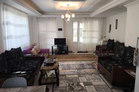 واحد مبله سه خواب در طبقه همکف ویلا در کلاردشت