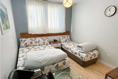 اتاق 3 نفره 302 در مسافرخانه مشهد