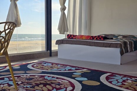 سوئیت 2 ساحلی در مجتمع اقامتی محمدزاده کنگان