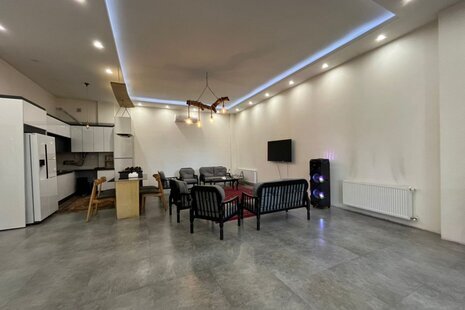 ویلا  استخردار دو خواب شاتوت در چهارباغ