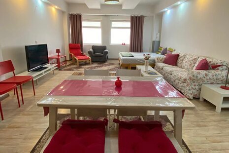 سوئیت مبله 61 متری لوکس در شیراز