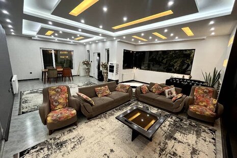 ویلا استخردار دو خواب کهن در شهریار