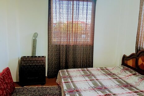 واحد تکخواب در طبقه همکف شبنم 1 در بندرانزلی