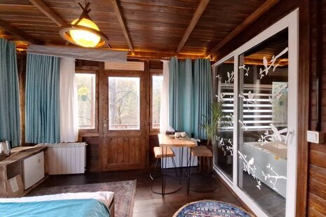 کلبه 25 متری دو نفره ی ماه تی تی در تنکابن