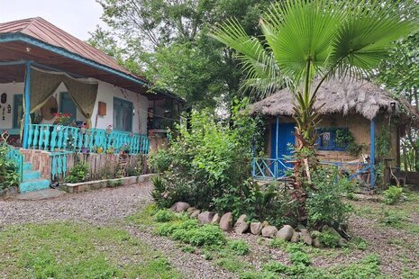 اتاق سنتی 10 متری کاهگلی در اقامتگاه بومگردی شفت