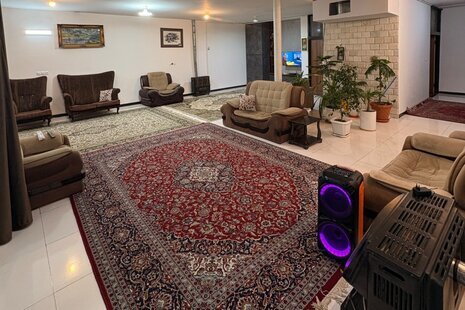 ویلا تک خواب در باغ بهادران