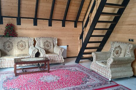 کلبه دوبلکس استخردار مبله دوخواب گل سرخ در چابکسر