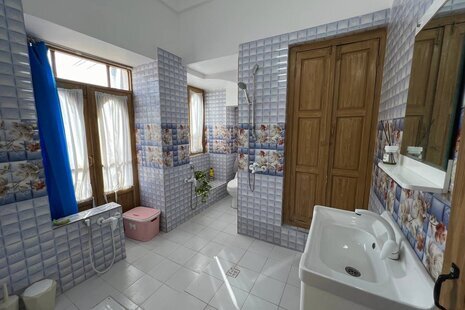 سوئیت شاه نشین مبله در قم