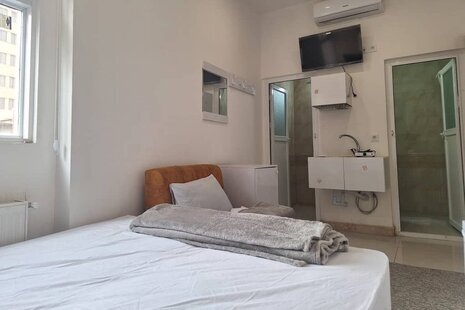 سوئیت مبله 3 نفره 303 در هتل مشهد