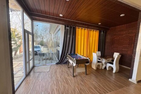 ویلا استخردار دو خواب در چهارباغ