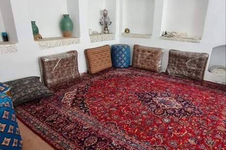 ویلا سنتی دربست 5 خواب شریف در یزد