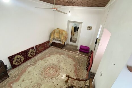 اتاق هخامنشیان در اقامتگاه بومگردی گلوگاه