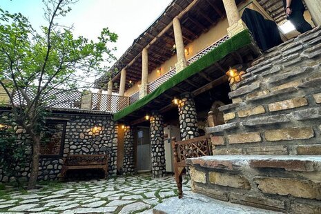 اتاق باران در اقامتگاه بومگردی لواسان