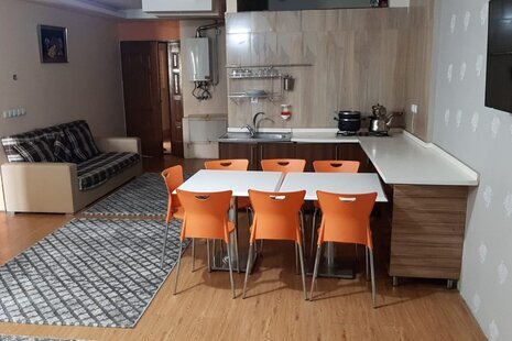 آپارتمان دو خواب نیما یوشیج در مشهد