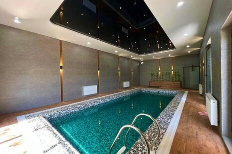 ویلا دوخواب استخردار لوکس سورنا در چهارباغ