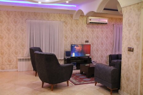 ویلا با استخر سرپوشیده در آبسرد