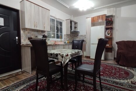 واحد تکخواب پدر و پسر در طبقه اول ویلای فومن