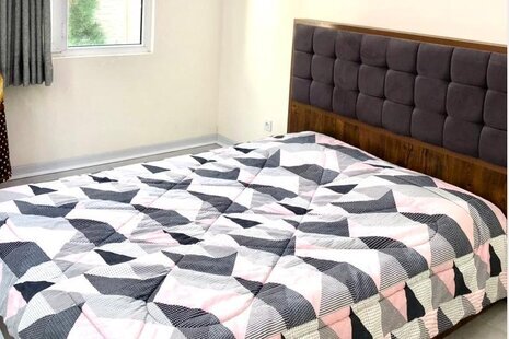 ویلا دو خواب استخردار سایه در چهارباغ