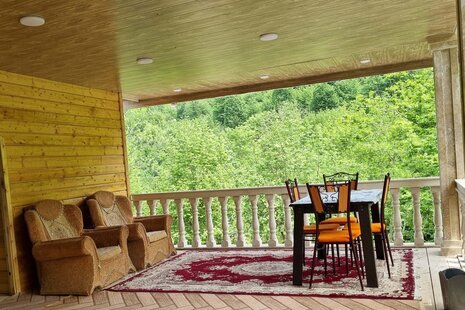 ویلا دوبلکس دوخواب مبله گل گلی در شفت