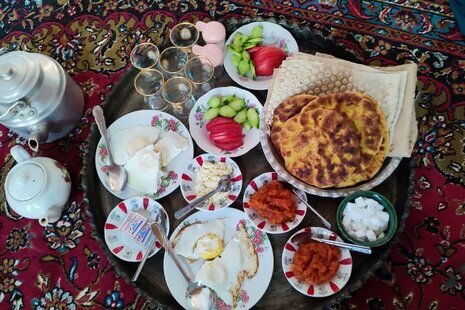 اتاق 50 متری سنتی در بومگردی لاهیجان