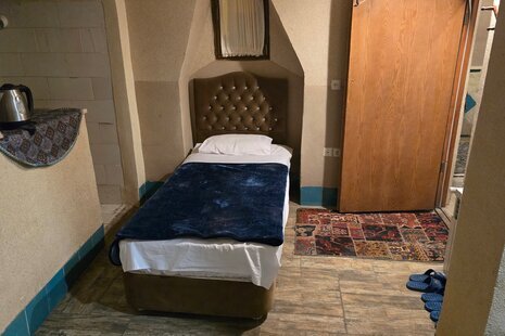 اتاق (1) در اقامتگاه بومگردی یزد