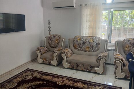 واحد تکخواب در طبقه همکف ویلا در رامسر