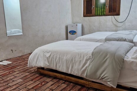 اتاق چوچ در اقامتگاه بومگردی در قشم