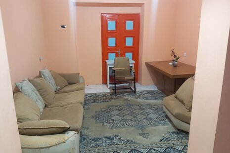 سوئیت مبله انقلاب رشتچی 1 در میدان انقلاب