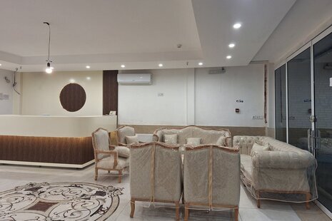 واحد تکخواب مبله 104 در هتل مشهد