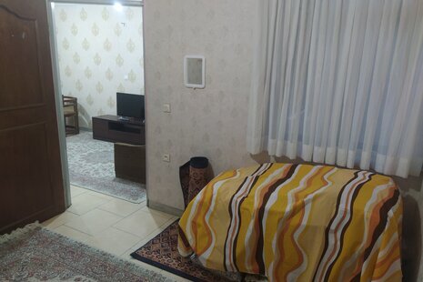 واحد تک خواب مبله در طبقه همکف ویلا رشت
