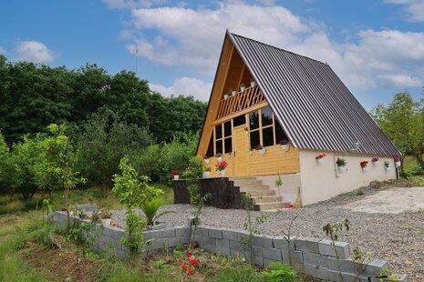 کلبه سوئیسی چوبی دوبلکس تکخواب توسکا در بابل