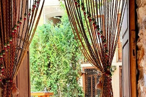 اتاق 2 در اقامتگاه بومگردی شیراز