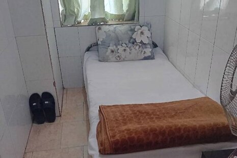 اتاق3درمسافرخانه درهمدان