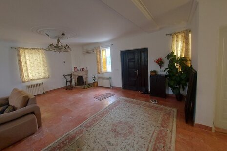 واحد دوبلکس در طبقه همکف ویلا در تنکابن