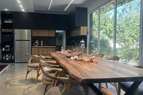 ویلا استخردار دوخواب باغ خرم در فردیس