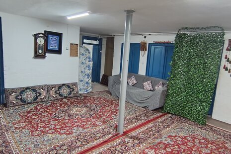 واحد بیت الهادی در طبقه همکف در مشهد