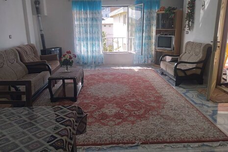 واحد دوخواب در طبقه اول ویلا در کلاردشت