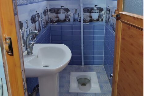 اتاق 6 در اقامتگاه بومگردی مهریز