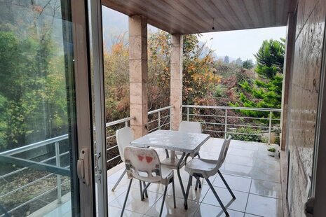 واحد مبله دوخواب در طبقه اول ویلا در چالوس