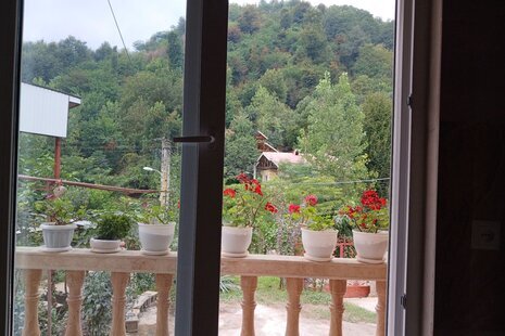 واحد مبله دوخواب در طبقه اول ویلا جلیلی در ماسال