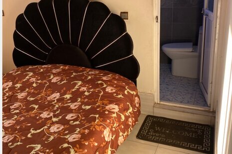 واحد تکخواب 102 در هتل آپارتمان در رینه