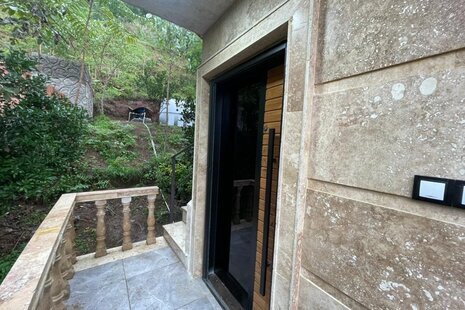 واحد مبله تکخواب در طبقه دوم ویلا در شیرگاه