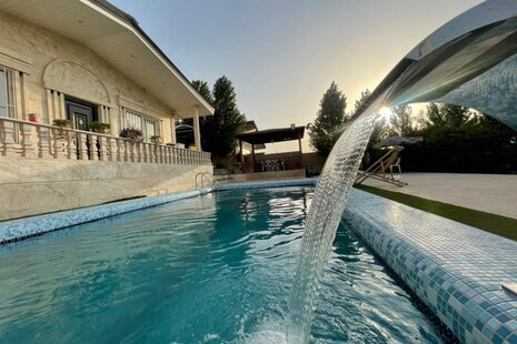 ویلا دو خواب استخردار در کردان