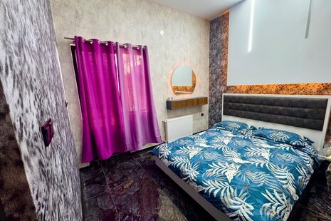 ویلا استخردار آبگرم سرپوشیده دوخواب لیلیوم در چهارباغ